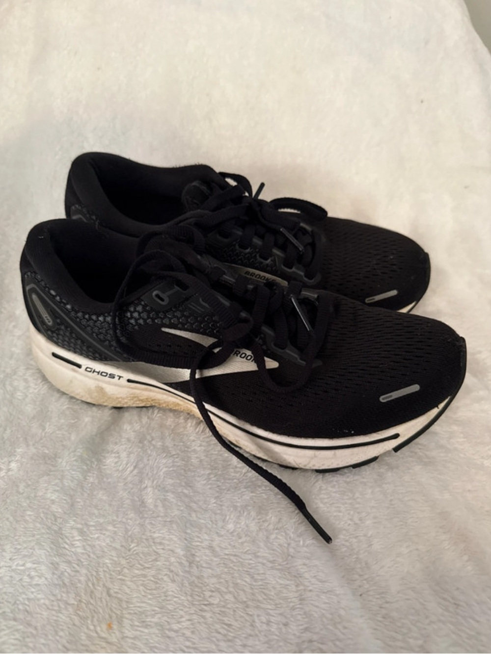 Brooks Women's Running Shoes - Black/White